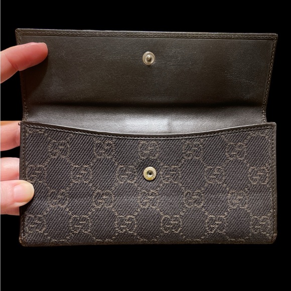 Gucci Canvas Monogram & Leather Snap Wallet with Black & Silver Crossbody Chain - Picture 7 of 16